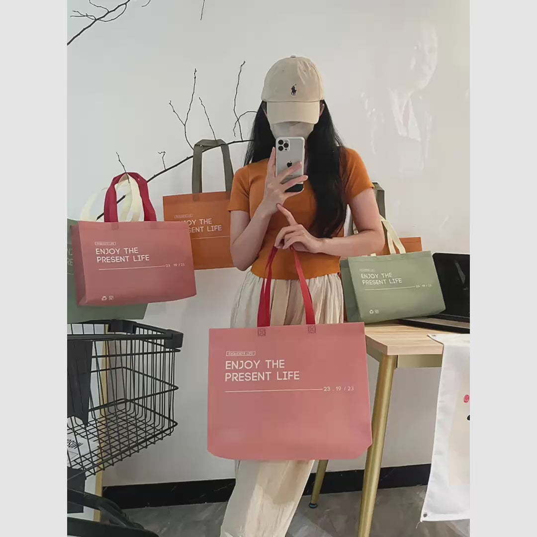 Boutique Non-Woven Tote Bags — 5 Styles product video 1