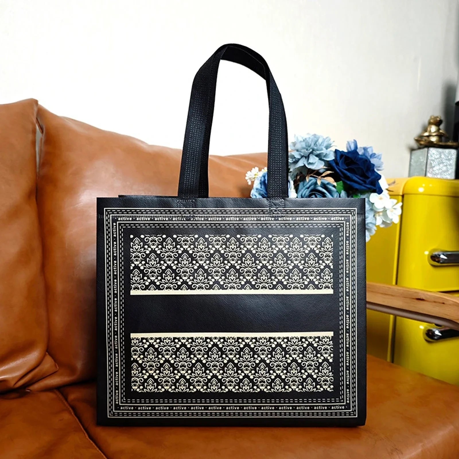 Black Floral Grid printed laminated non-woven tote bags — 30 designs