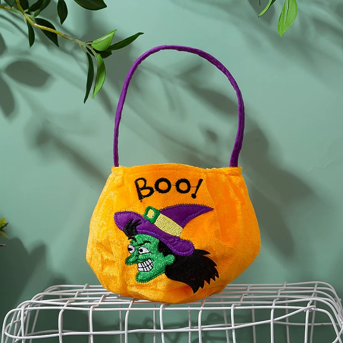 BOO pumpkin Halloween trick-or-treat bag with handle