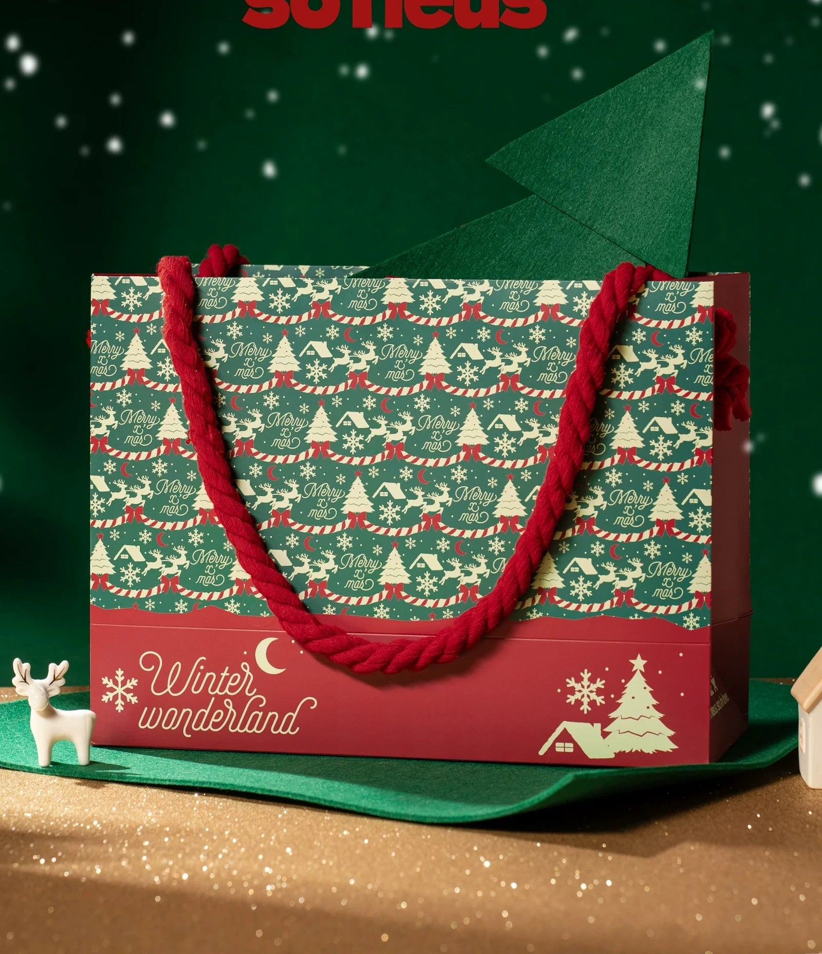 Red and Green Rope-Handle Christmas Paper Gift Bags – product view