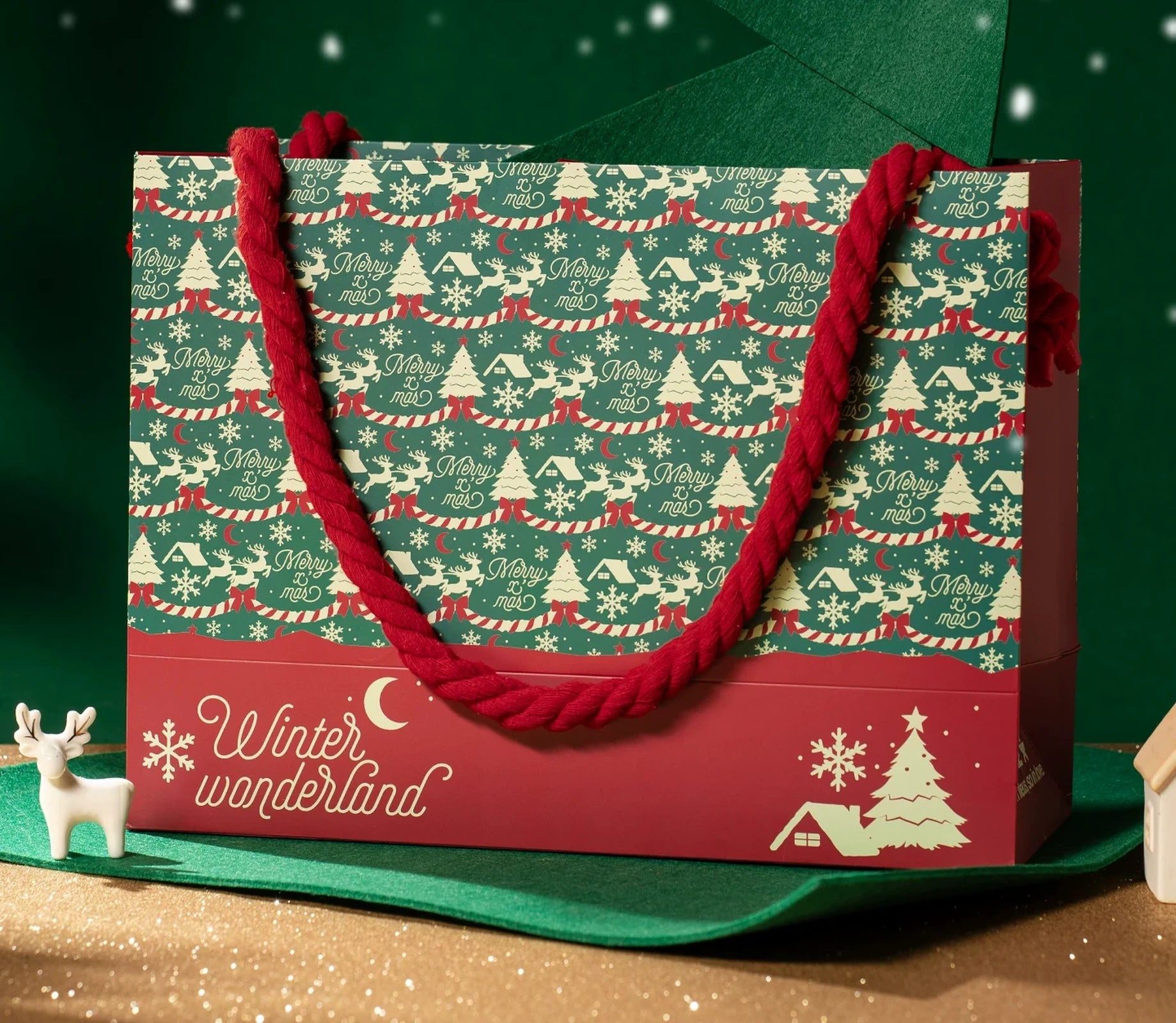 Red and Green Rope-Handle Christmas Paper Gift Bags – ready-stock option