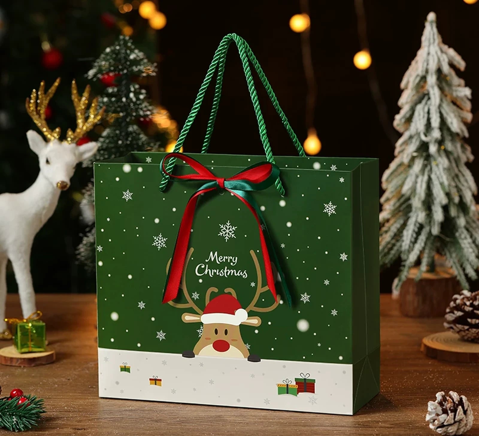 Ribbon-Detail Christmas Paper Gift Bags with Rope Handles – ready-stock variant