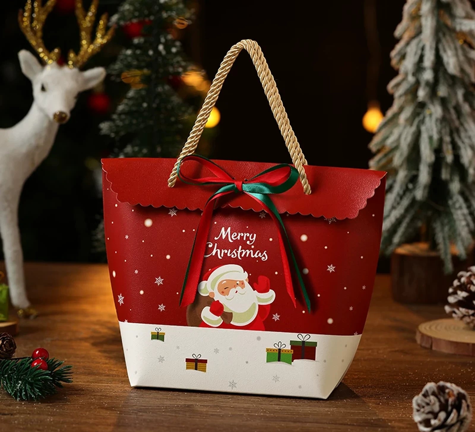 Ribbon-Detail Christmas Paper Gift Bags with Rope Handles – ready-stock variant