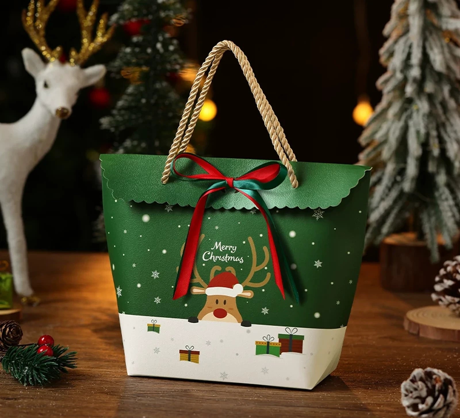 Ribbon-Detail Christmas Paper Gift Bags with Rope Handles – ready-stock variant