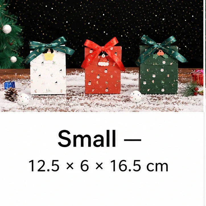 Mixed-color small Christmas paper gift bags