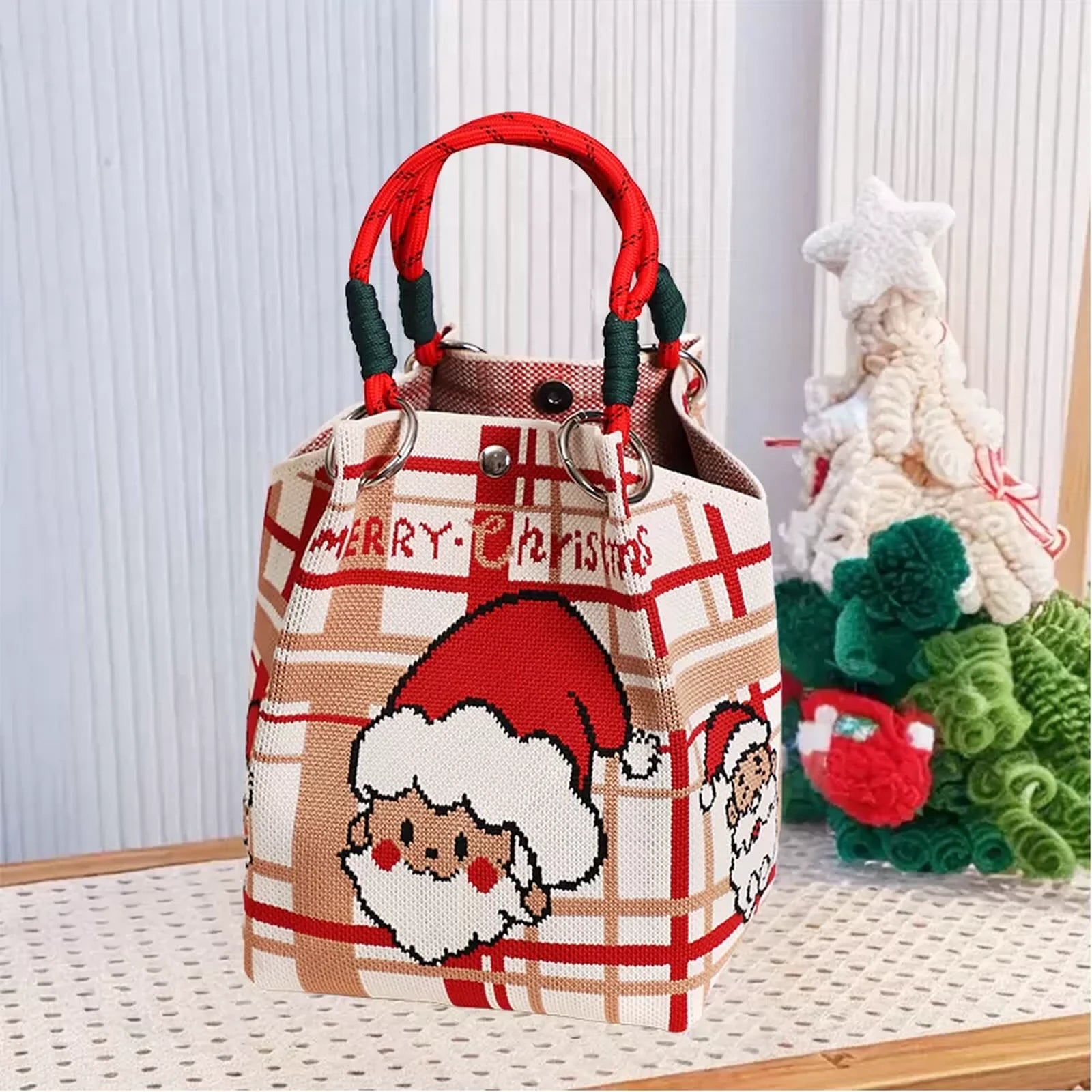 Round-Handle Christmas Fabric Gift Bags – product view