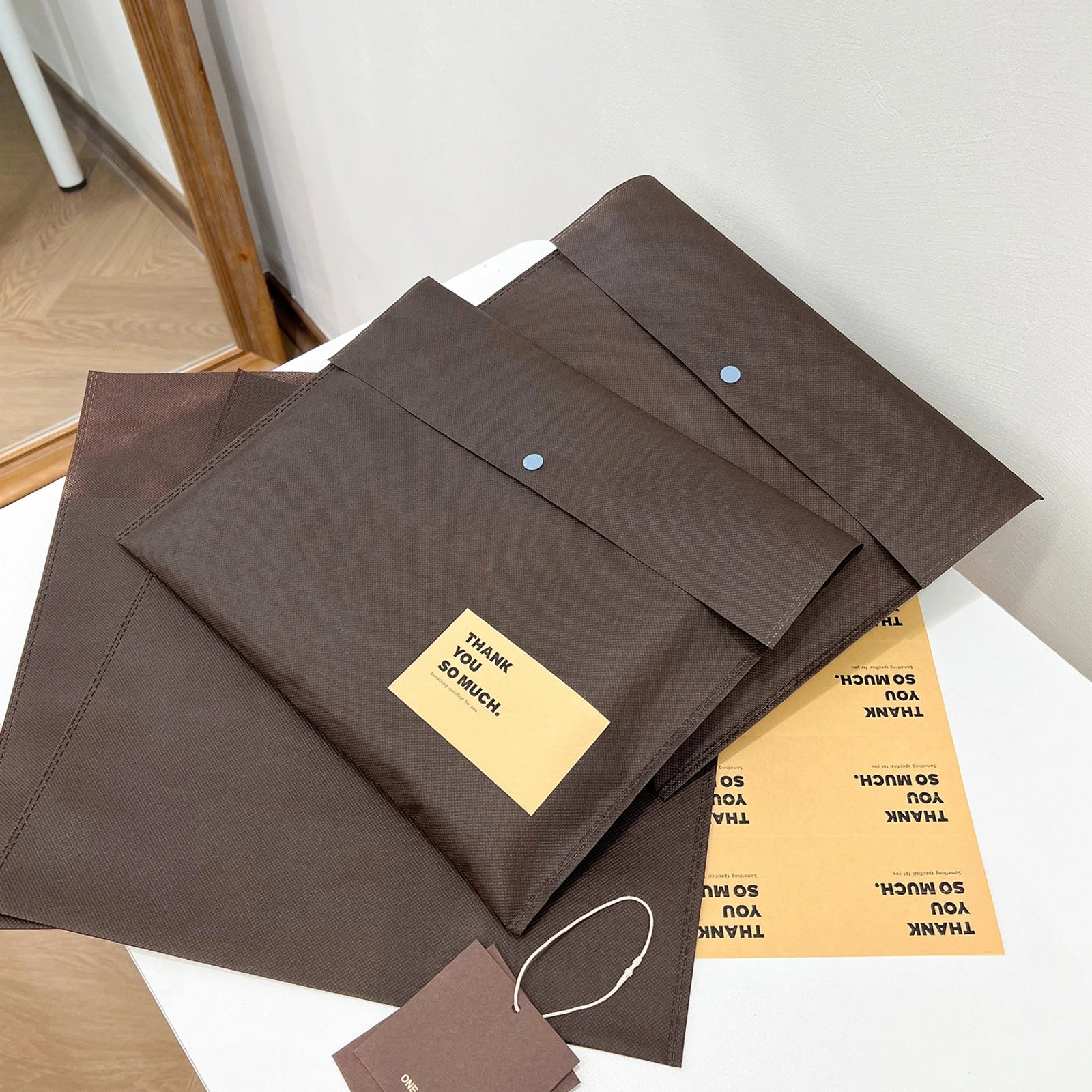 Snap-Closure Non-Woven Garment Packaging Bags — 6 Styles — Coffee BrownGarment Packaging Bag