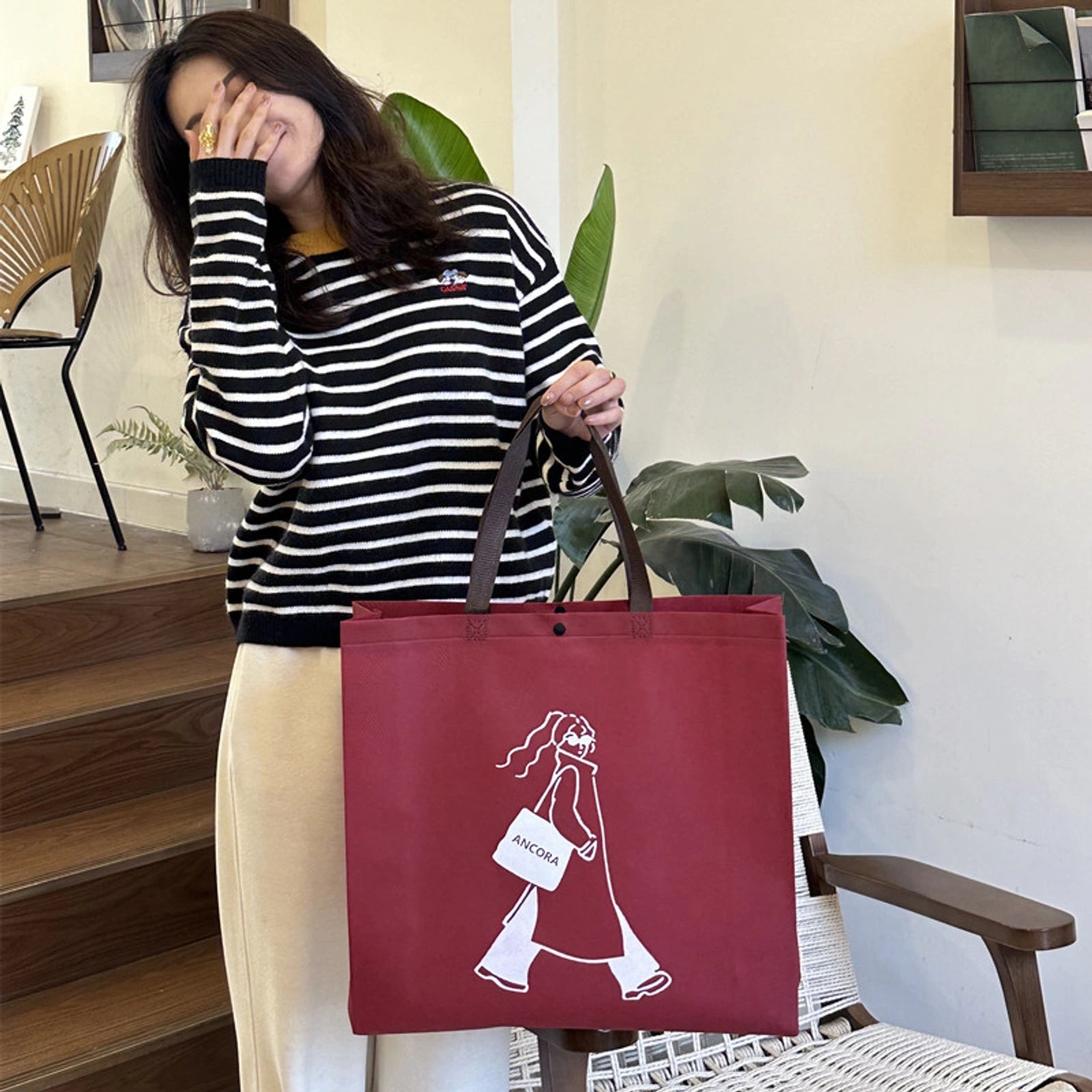 Snap-Closure Non-Woven Tote Bags — 11 Styles — Ancora RedWoman Print