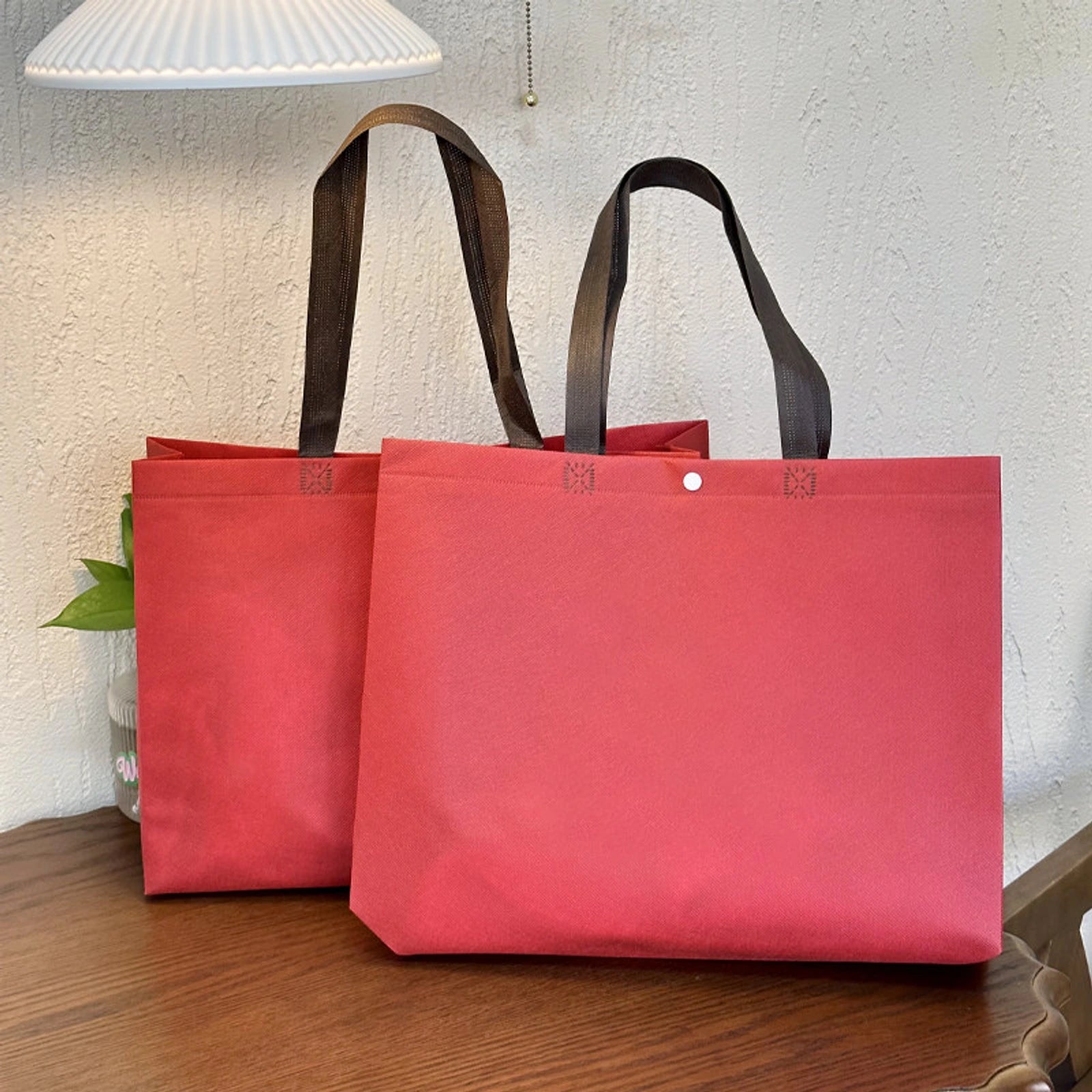 Snap-Closure Non-Woven Tote Bags — 12 Styles — Red Plain