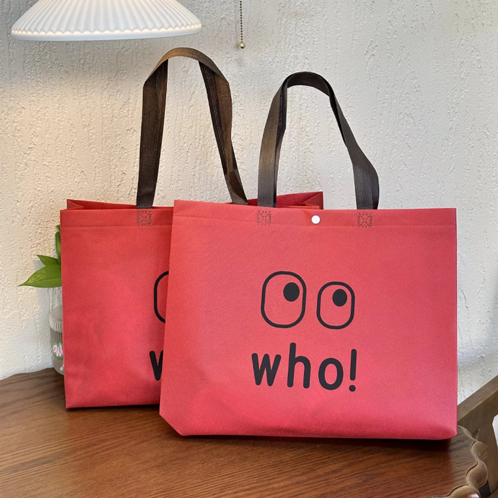 Snap-Closure Non-Woven Tote Bags — 12 Styles — Red