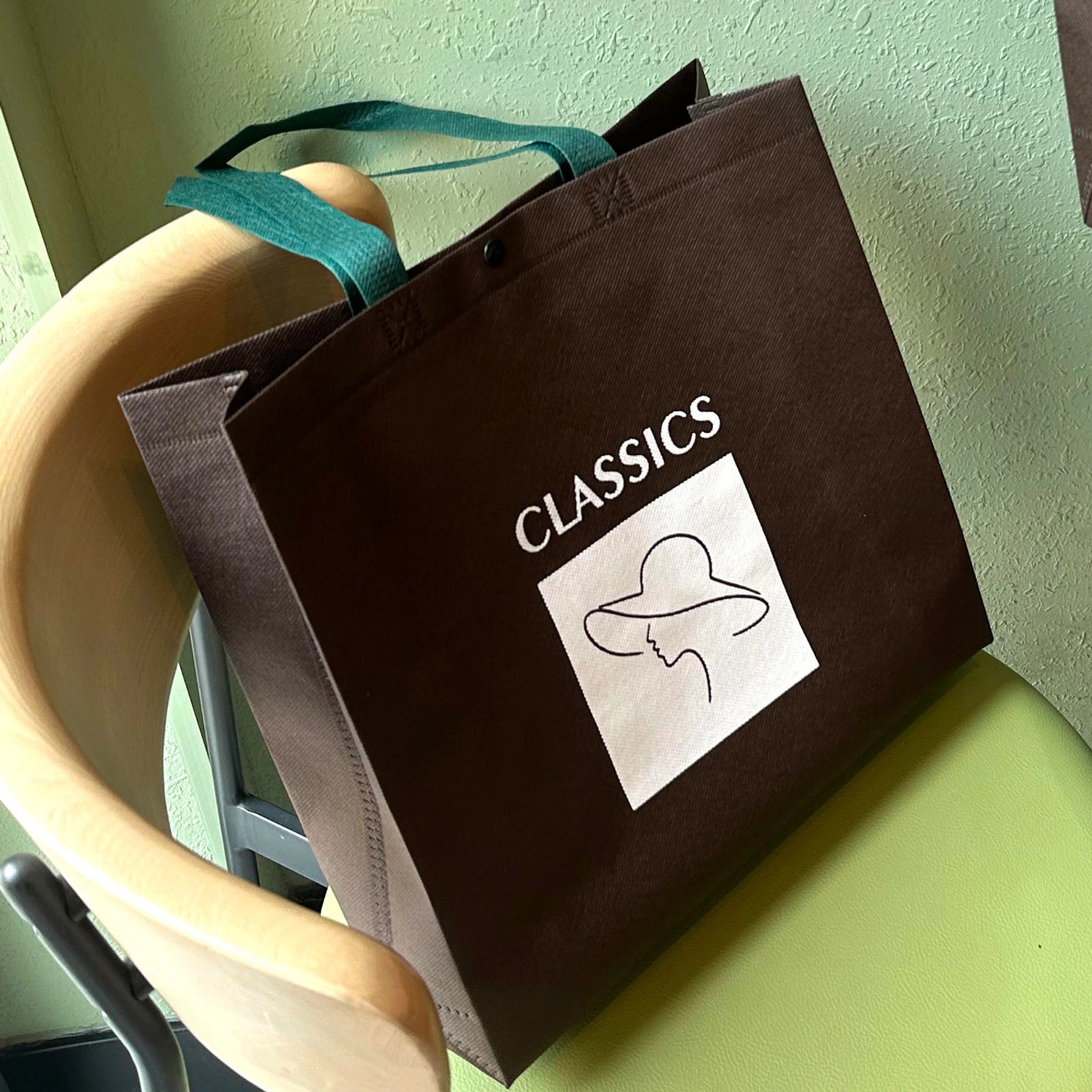 Snap-Closure Non-Woven Tote Bags — 6 Styles — Coffee Brown with Green Handles — CLASSCS Print