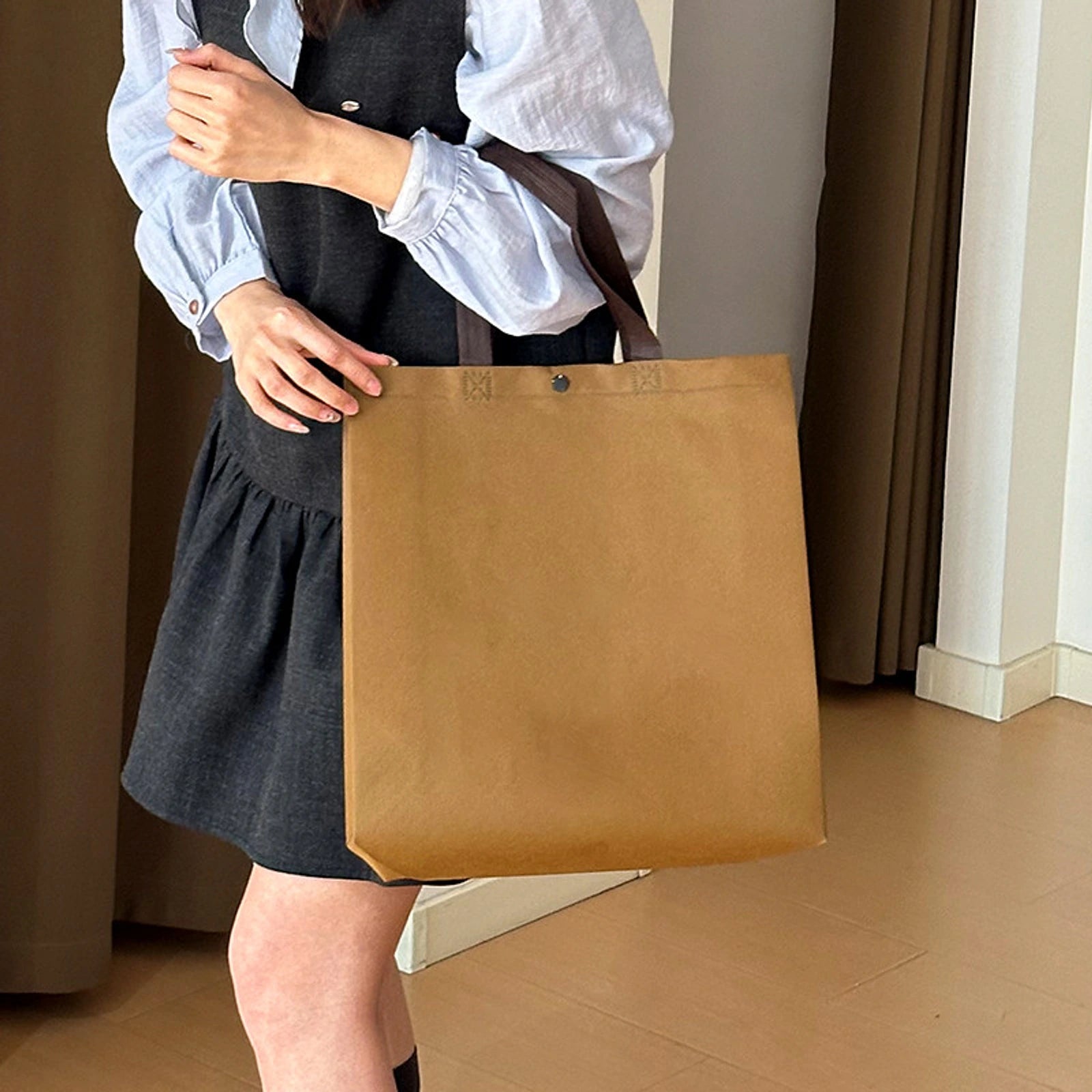 Snap-Closure Non-Woven Tote Bags — 6 Styles — Latte BrownPlain
