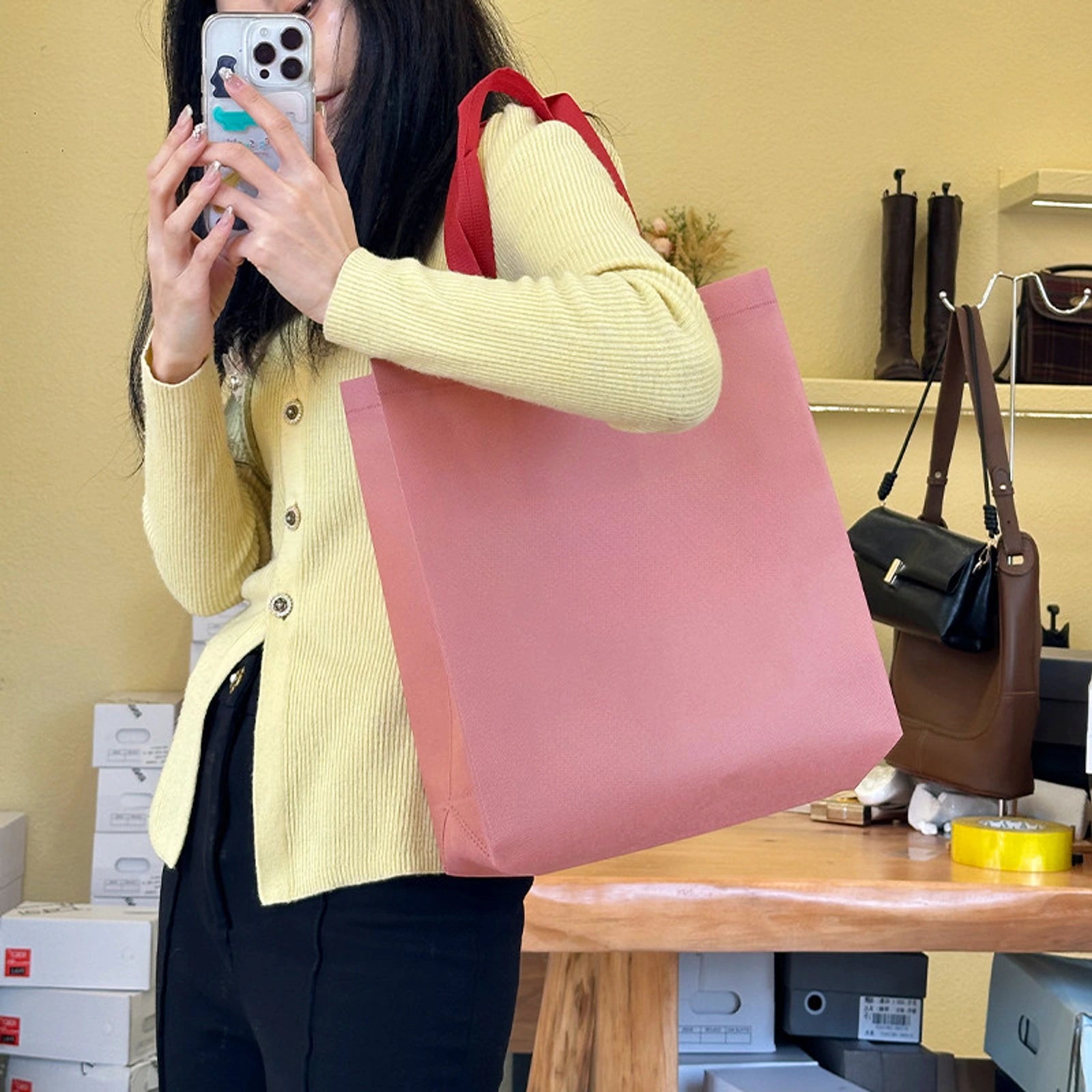 Snap-Closure Non-Woven Tote Bags — 8 Styles — Blush PinkPlain