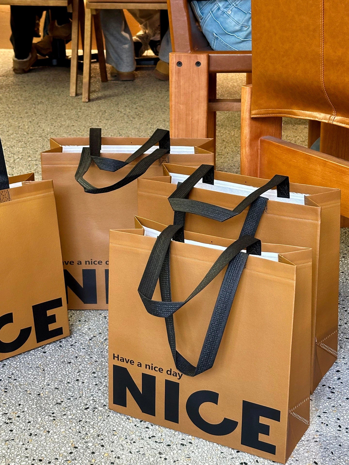Vertical Large-Capacity Non-Woven Tote Bags — 4 Styles product view 1