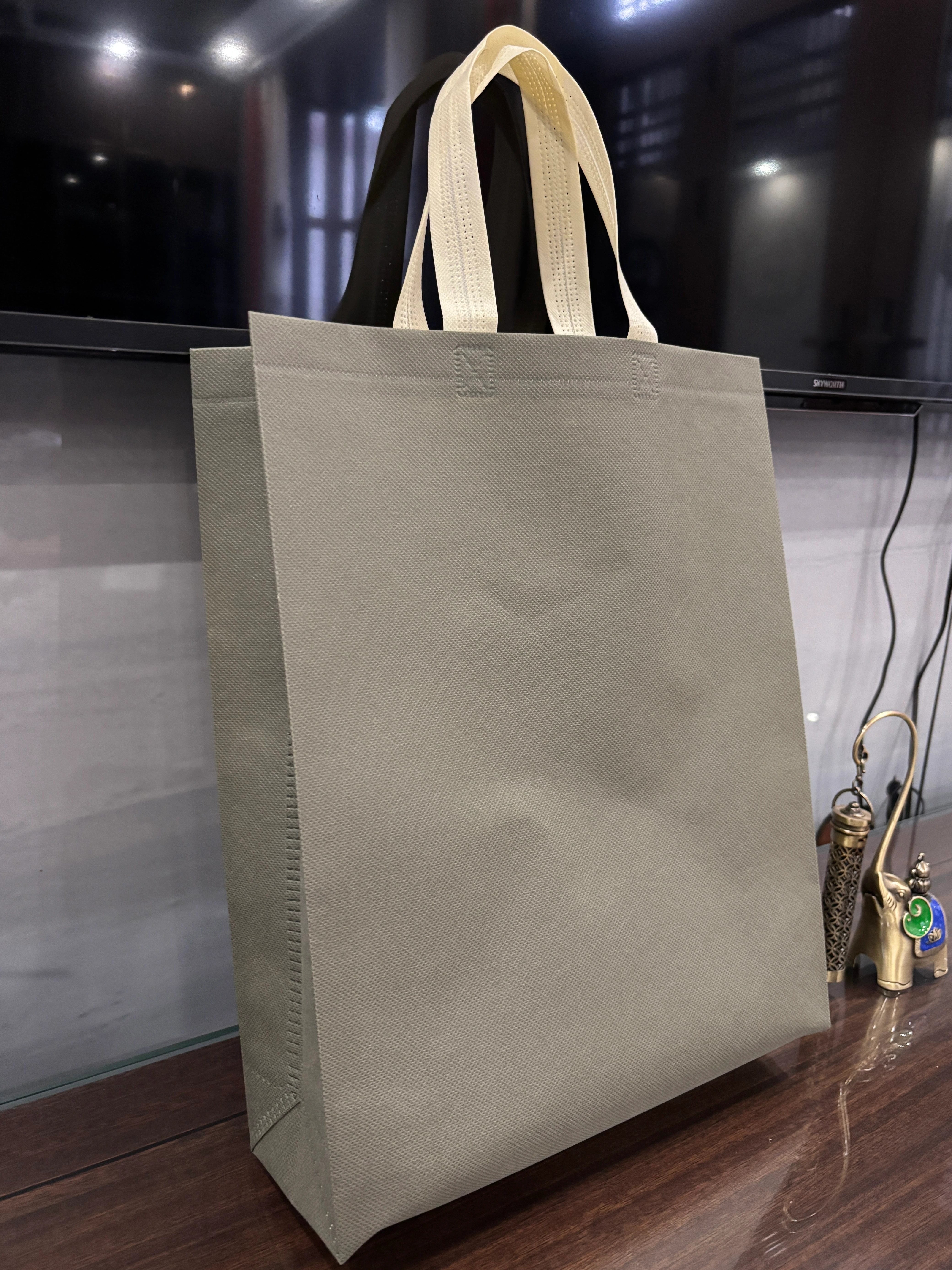 Bean Green vertical non-woven tote bags — 30 colors
