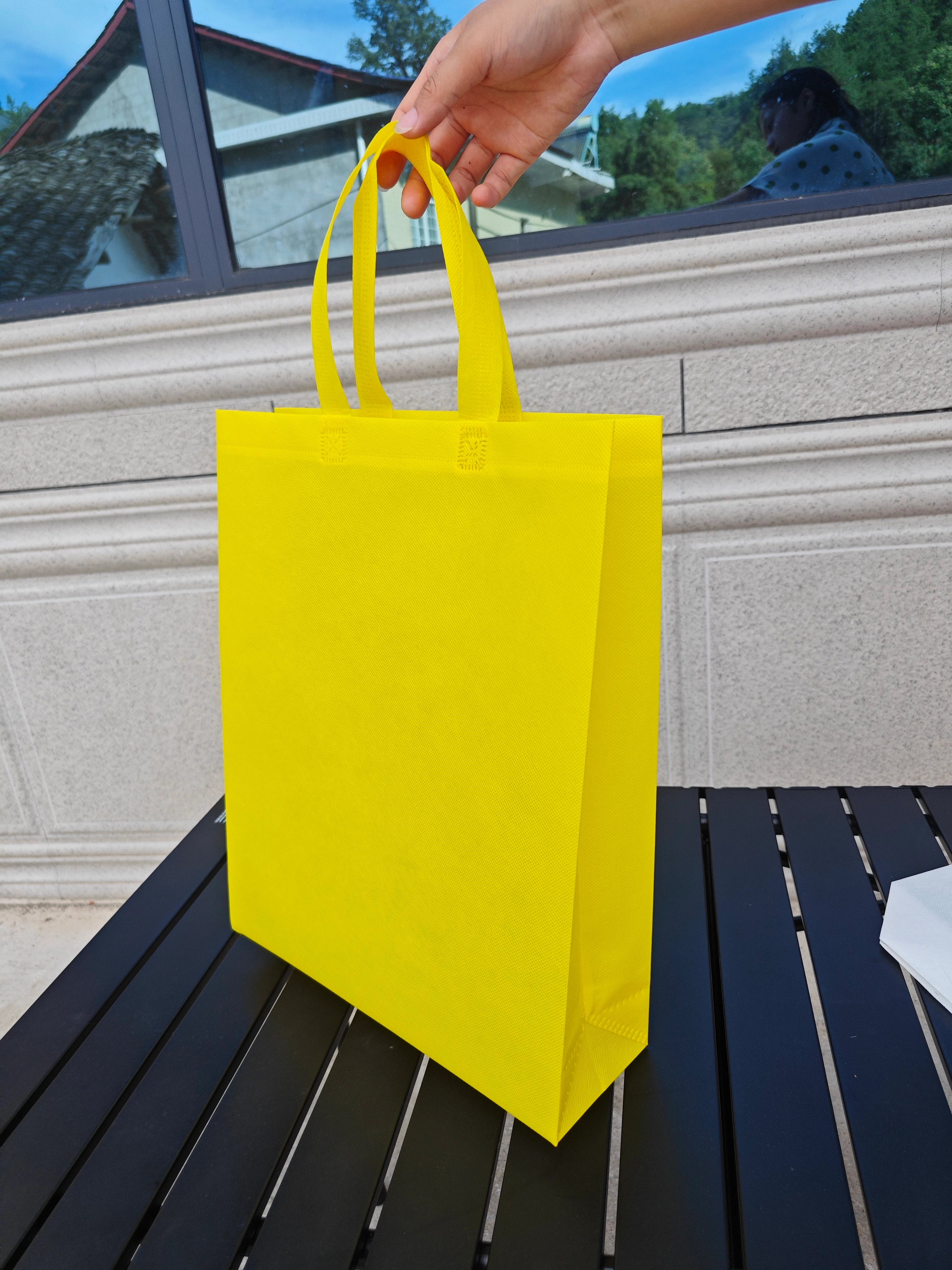Yellow vertical non-woven tote bags — 30 colors