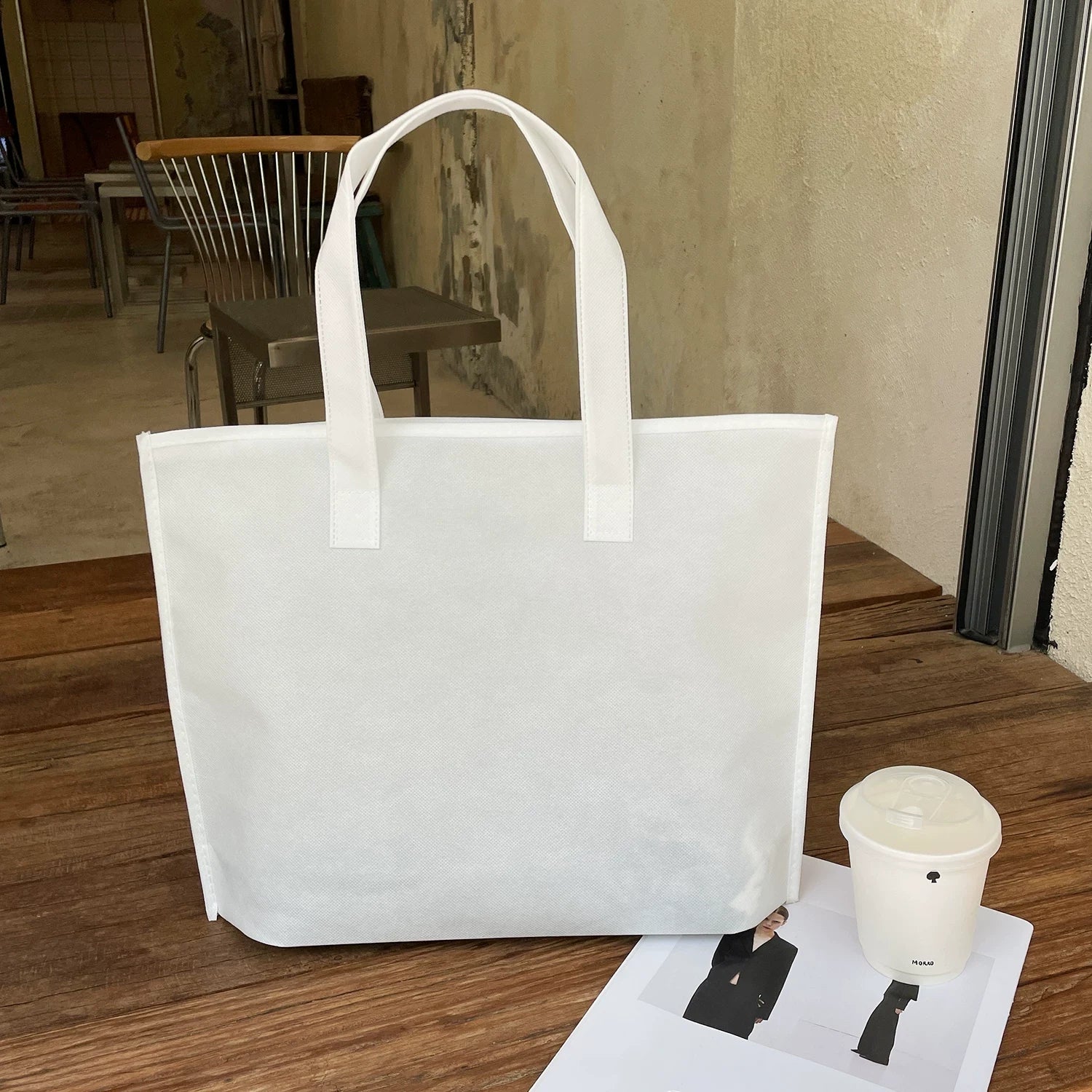 White blank zipper non-woven tote bag